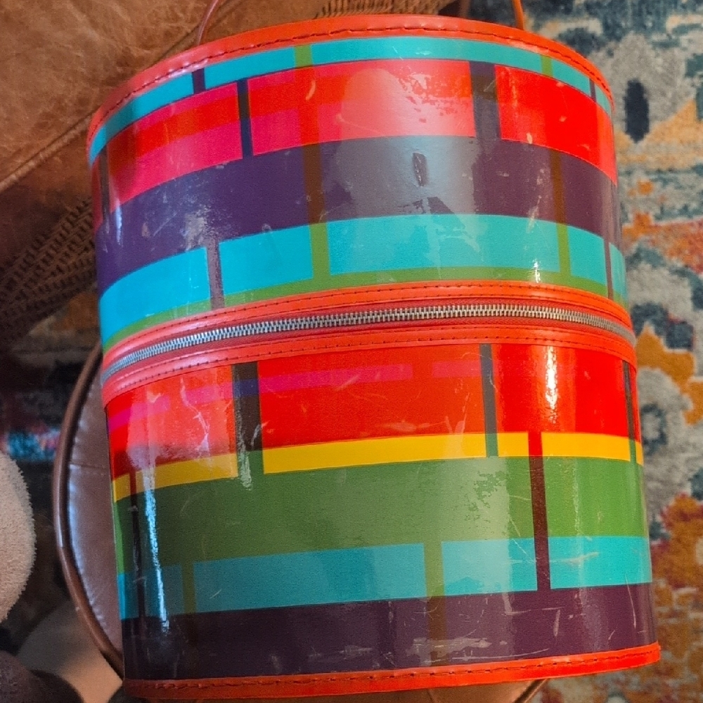 Vintage 1970's Traincase/Hatbox